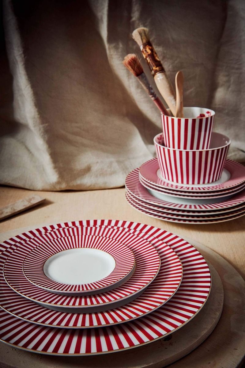 Royal Stripes Pastry Plate Dark Pink 17cm