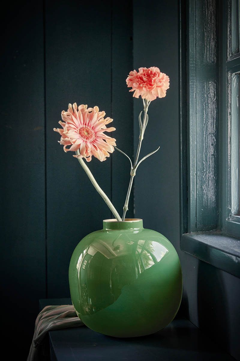 Vase en métal en coloris vert foncé 23cm