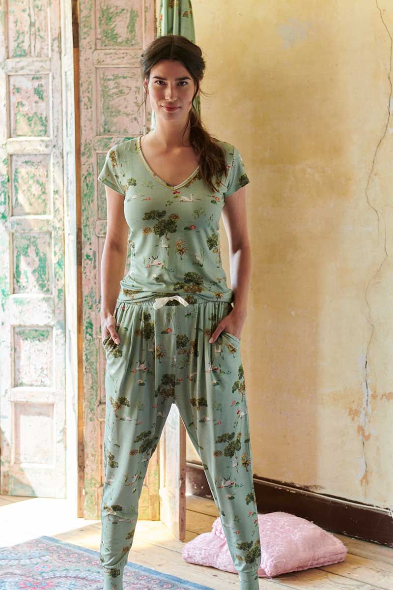 Short Sleeve Swan Lake Green
