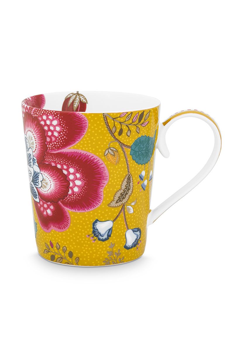 Letter Tasse Gelb L
