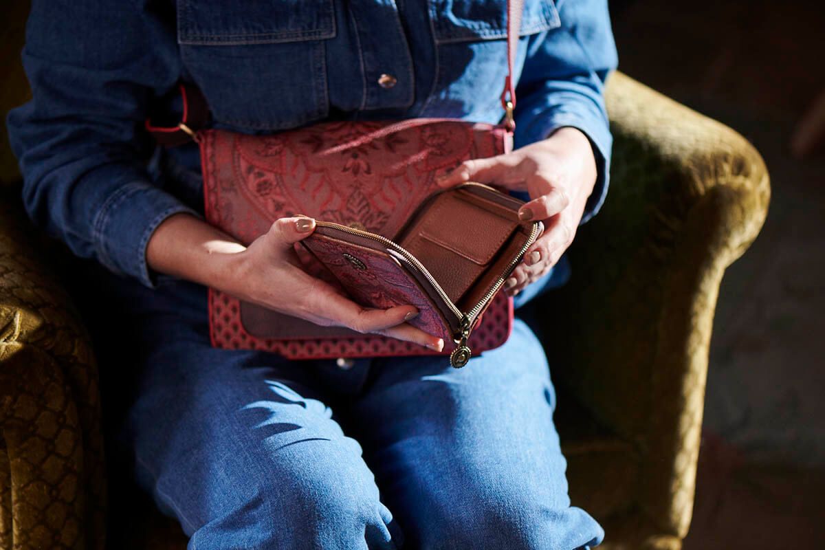 Wallet Square Kyoto Festival Dark Pink