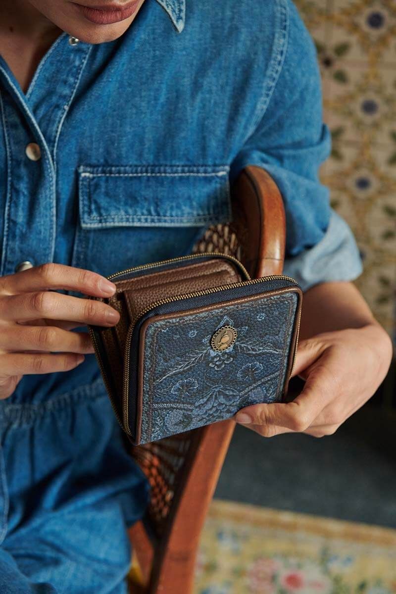 Portefeuille Carré Kyoto Festival en Coloris Bleu Denim
