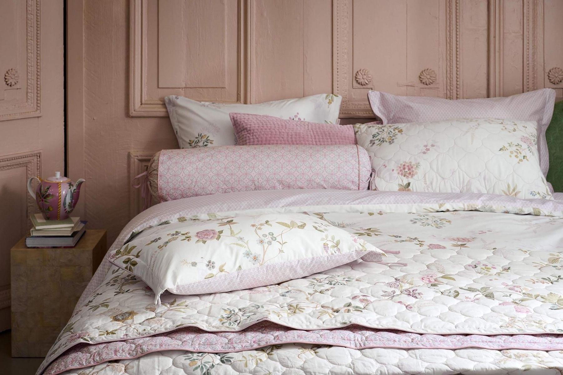 Quilted Zierkissen Bustani Weiß