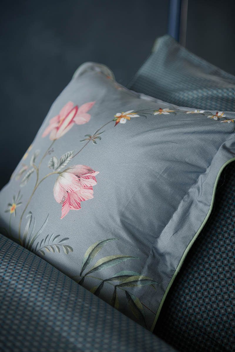 Quadratisches Zierkissen Fleur Grandeur Blau