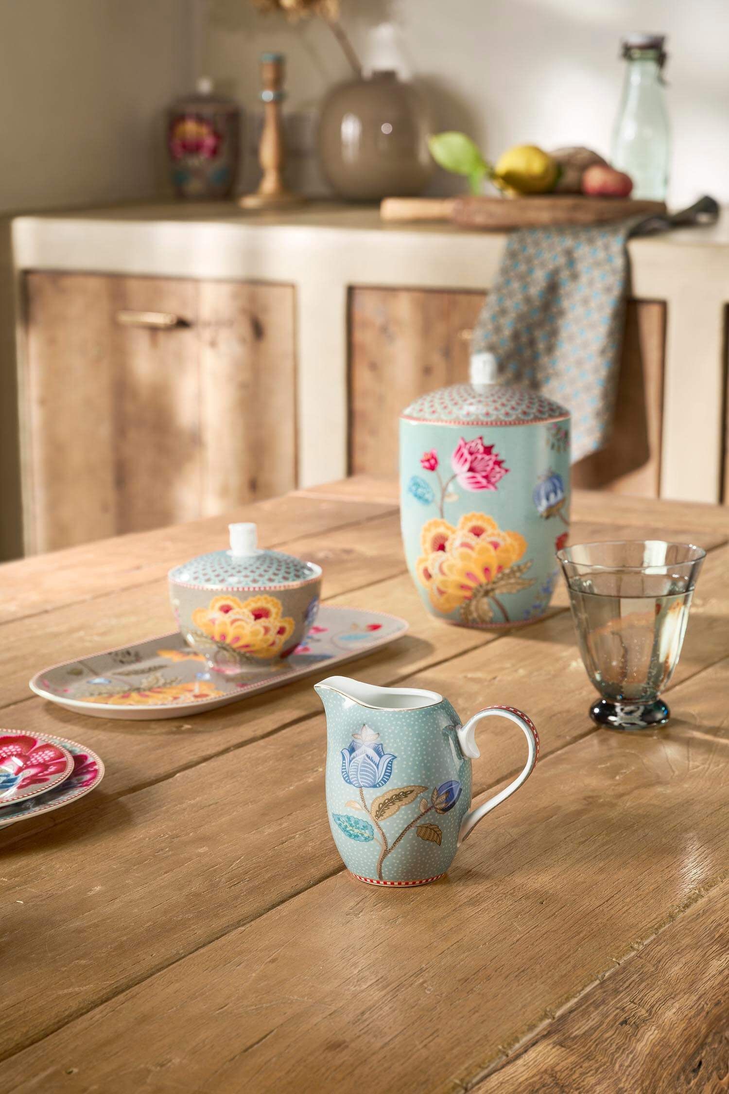 Jug Blooming Tales Fantasy Blue 250ml