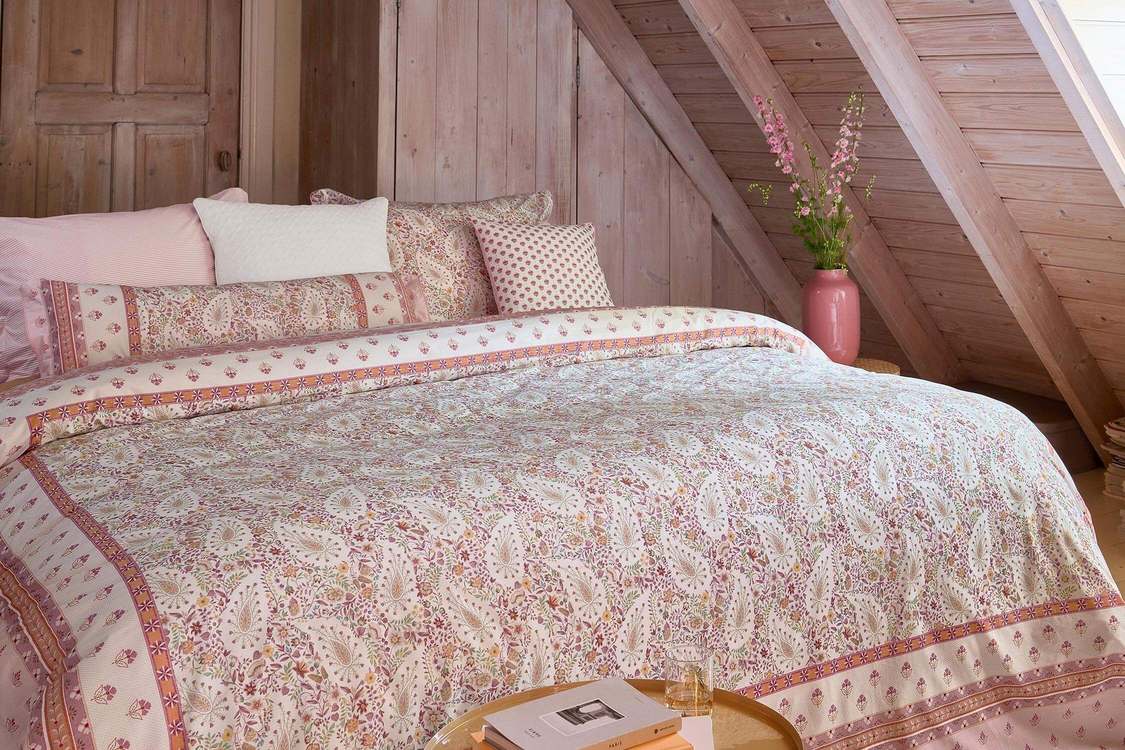 Kussensloop Kairi Bloom Lichtroze