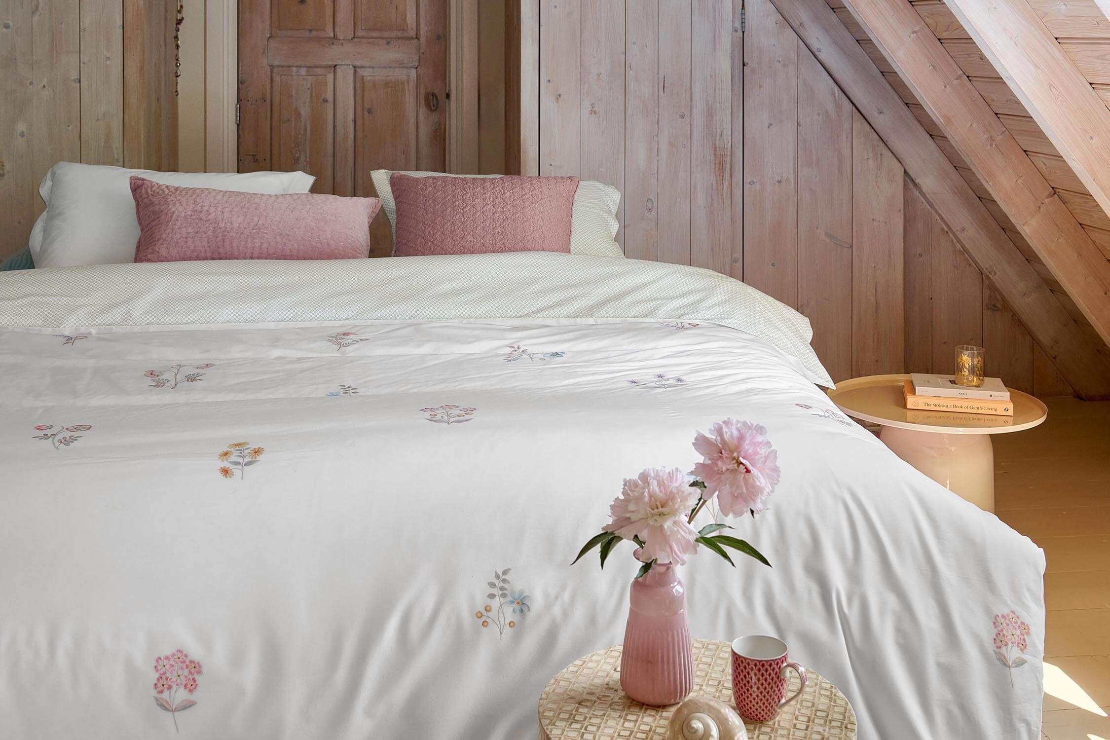 Dekbedovertrekset Mughal Flower Gebroken Wit