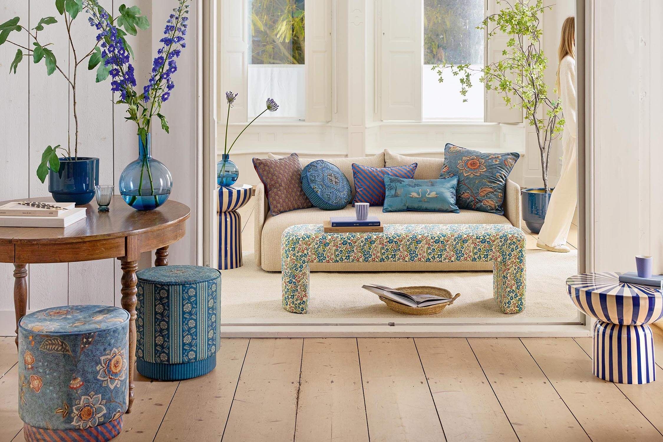 Flower Pot Blue 40cm