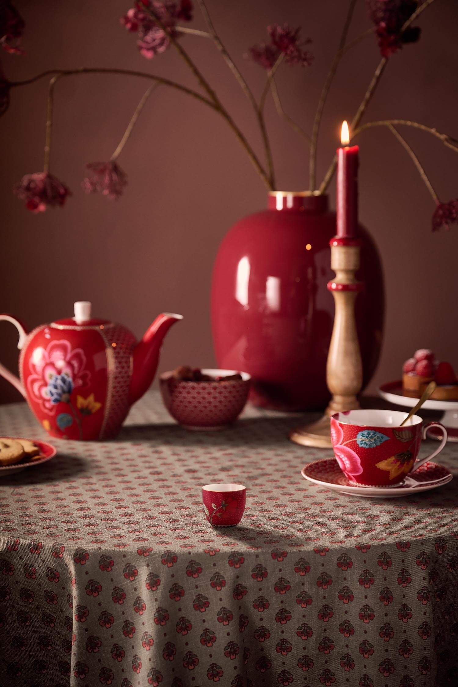 Egg Cup Blooming Tales Fantasy Dark Red