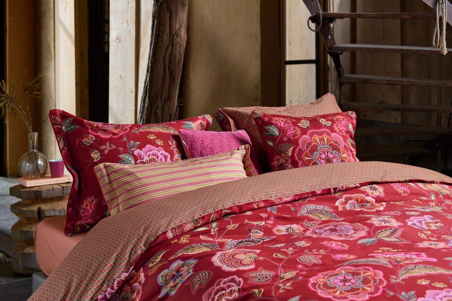 Cushion Matata Red