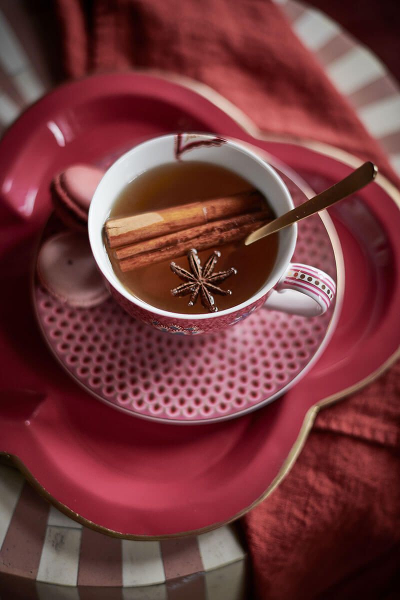 Flower Festival Set/2 Espresso Cups & Saucers Dark Pink