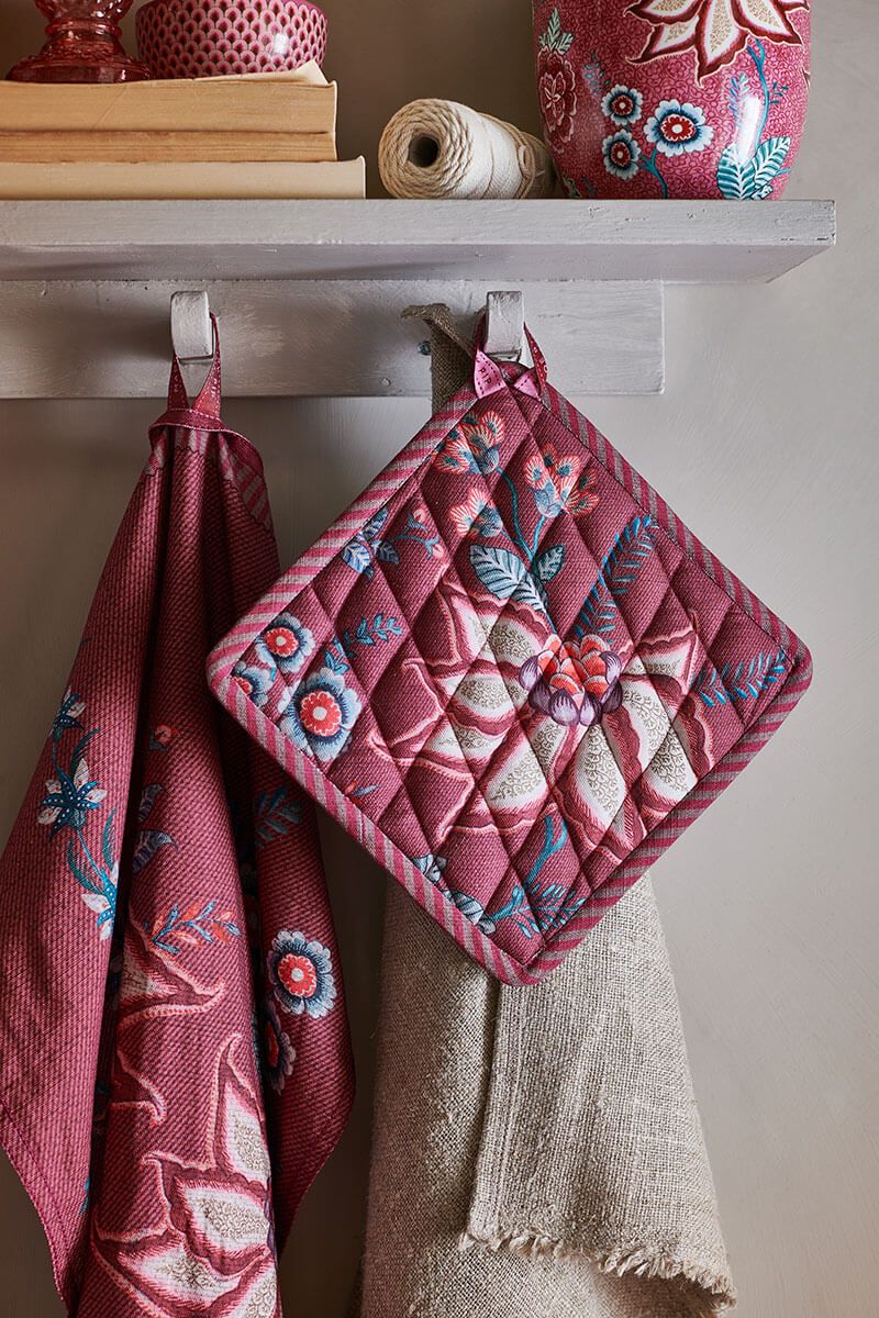 Flower Festival Pot Holder Square Dark Pink