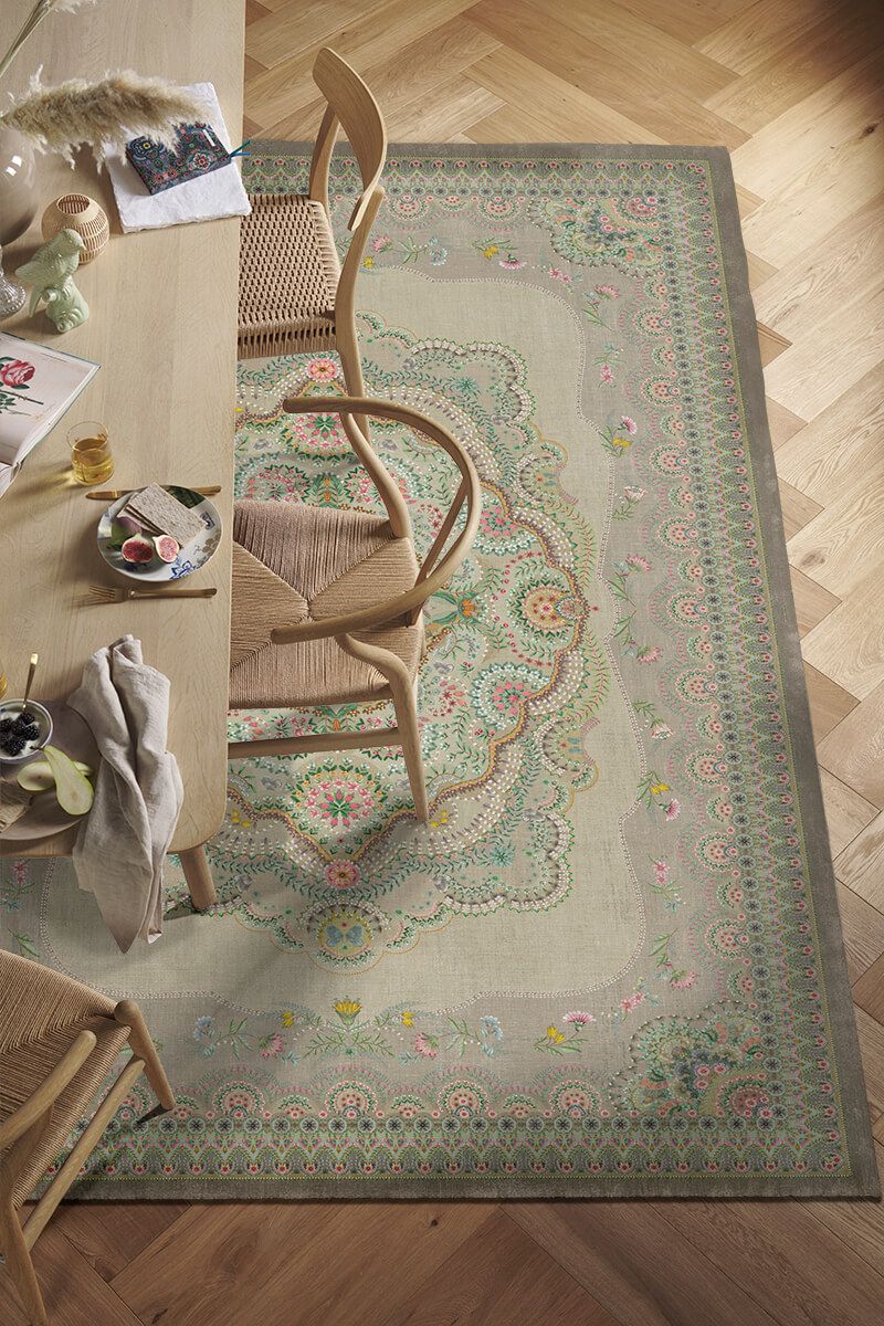 Tapis Majorelle par Pip Pastel Kaki