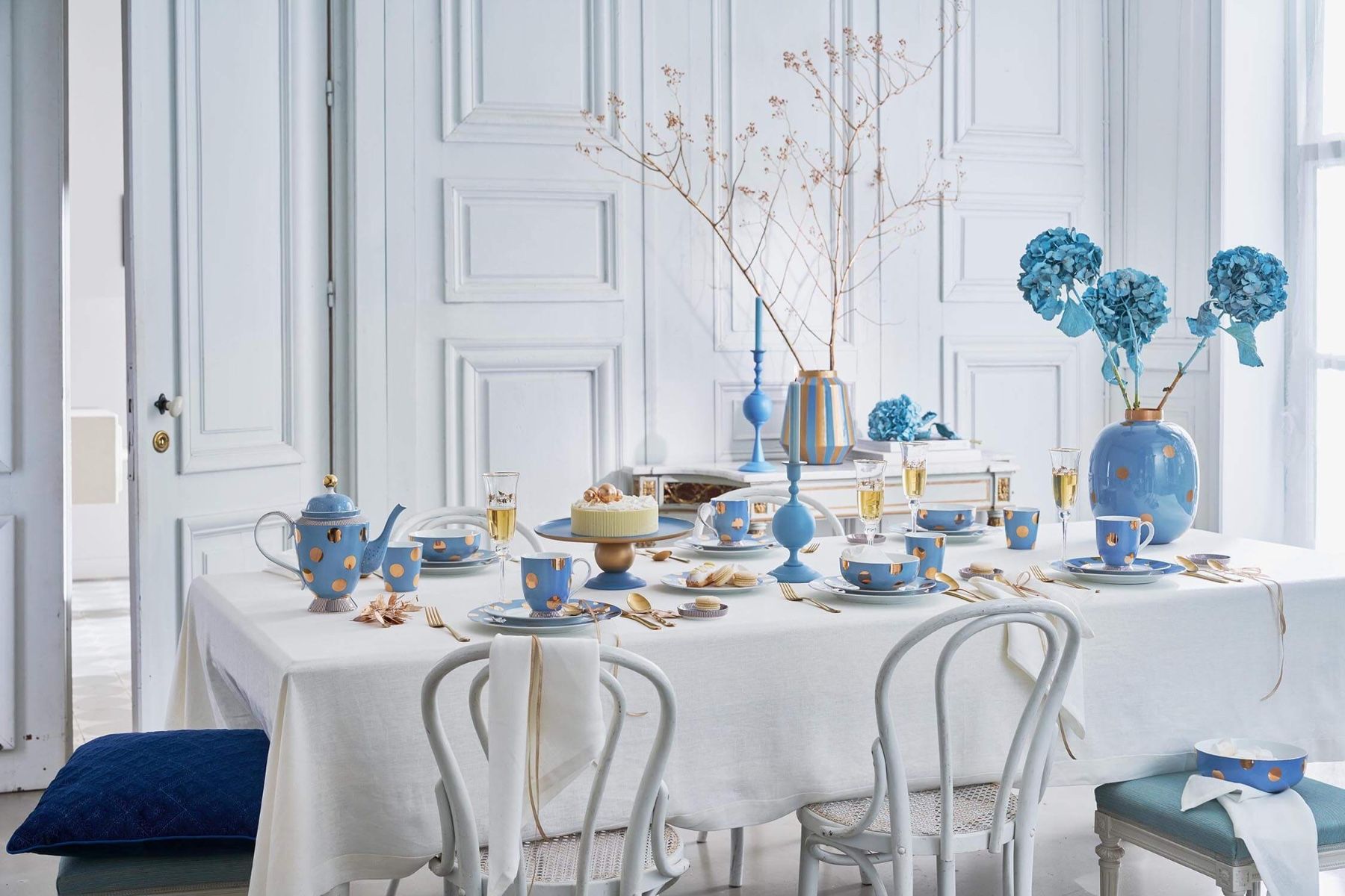 Teapot Dot Delight Light Blue/Gold 1.25l