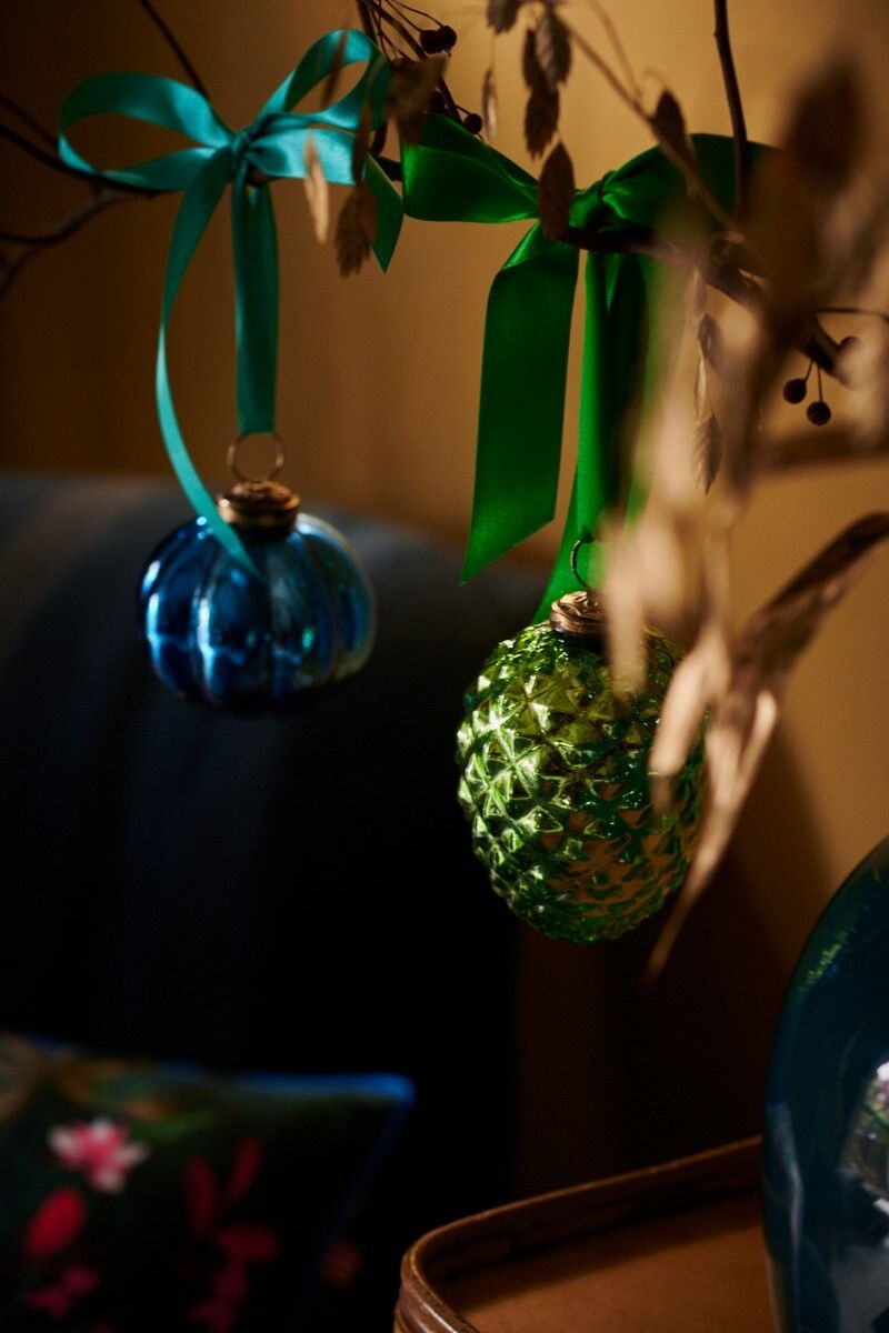 Kerstbal Glas Dennenappel Lichtgroen 10cm