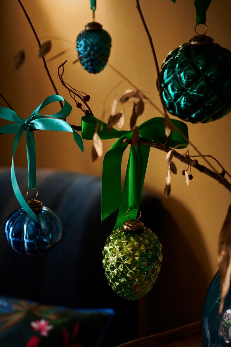 Ornament Glass Cone Light Green 10cm