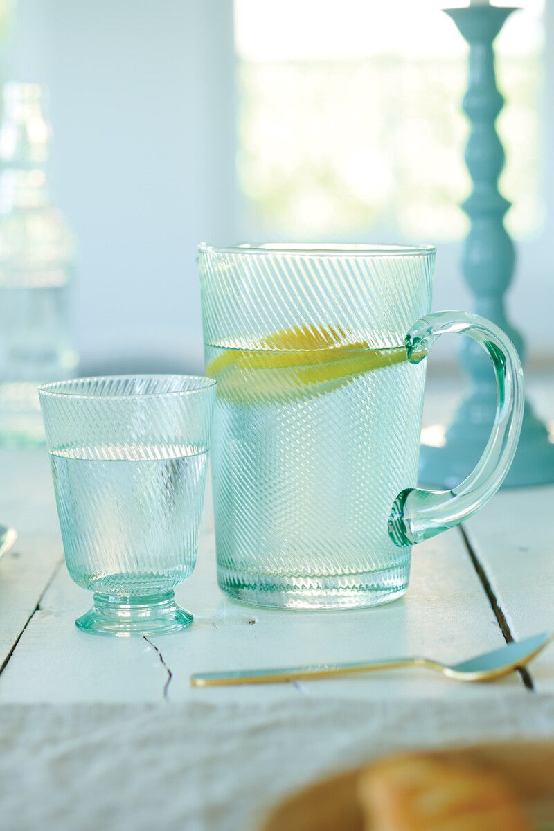Pitcher Twisted Blue 