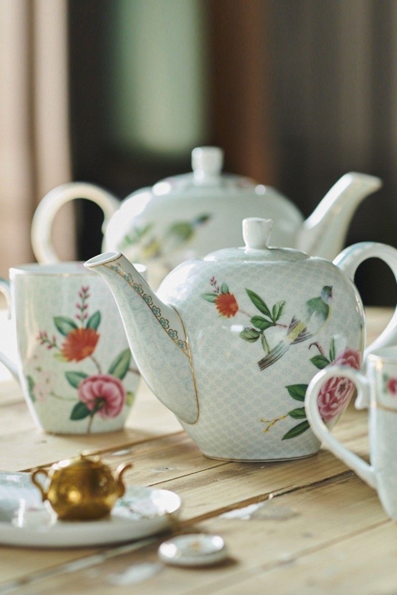 Blushing Birds Teapot small white