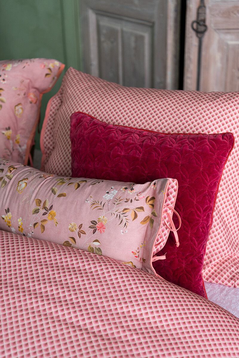 Cushion Rectangle Long Tokyo Blossom Light Pink
