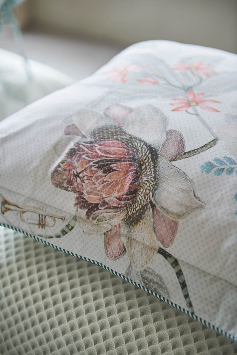 Cushion Square Tokyo Bouquet White
