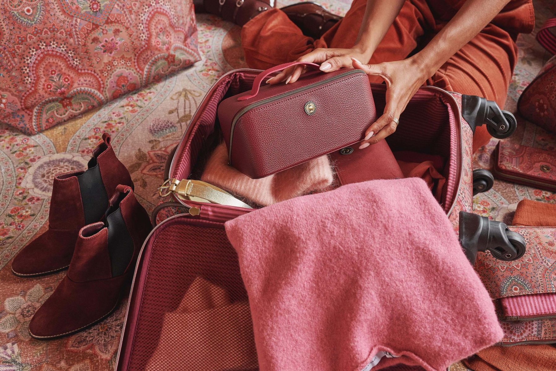 Necessaire Cyrille Mittelgroß Rot