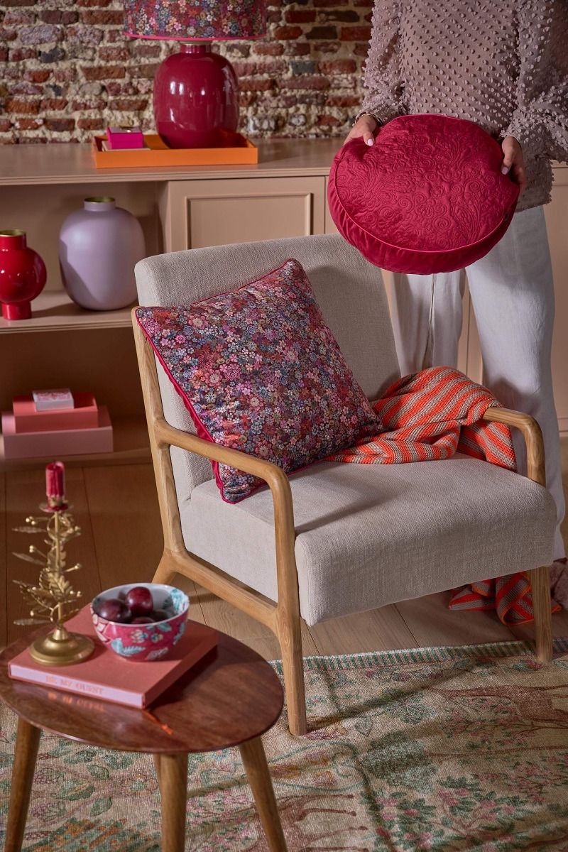 Cushion Round Quiltey Days Dark Pink