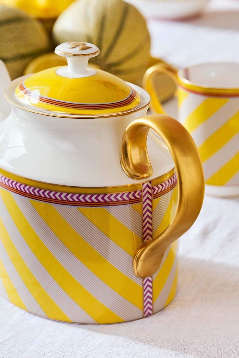 Pip Studio Teapot Large La Majorelle Yellow