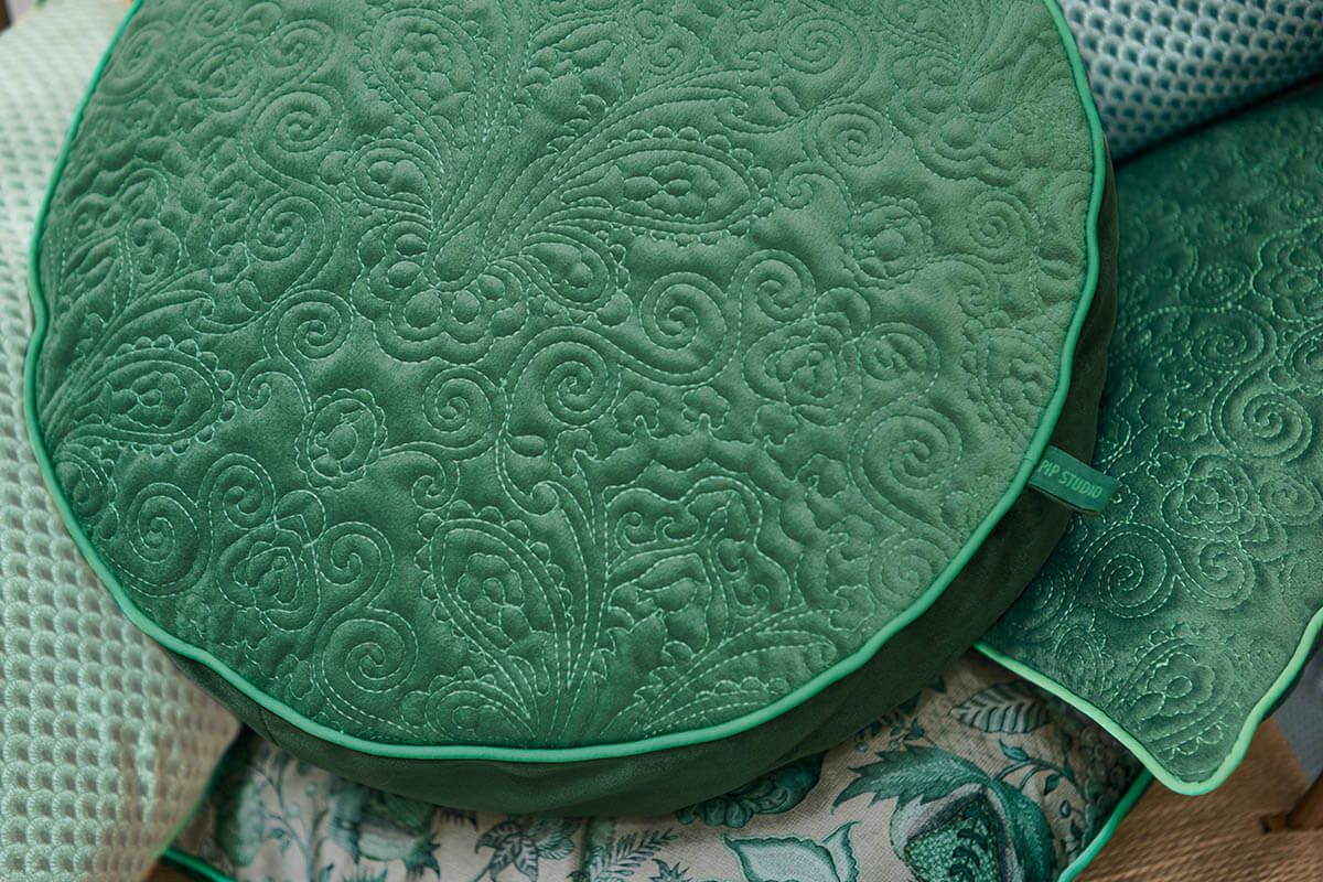 Cushion Round Quiltey Days Dark Green