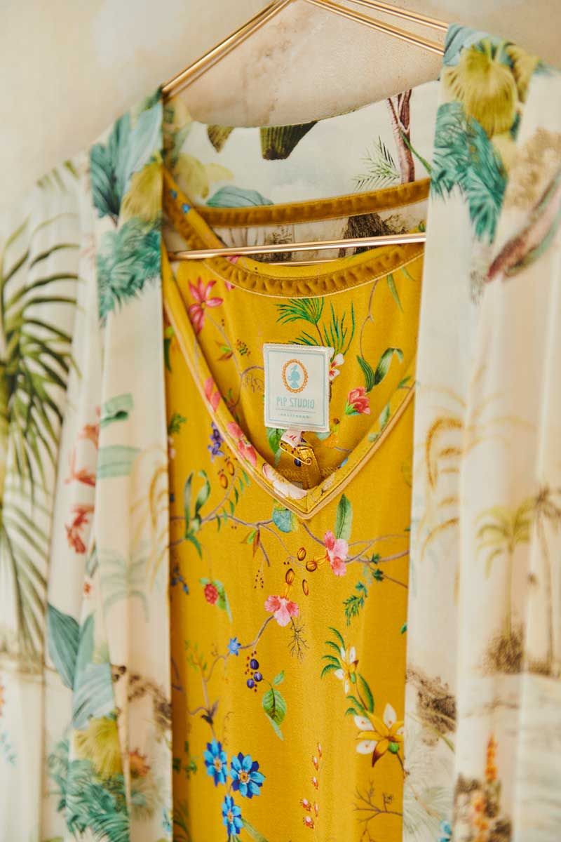 Kimono Palm Scenes Off White