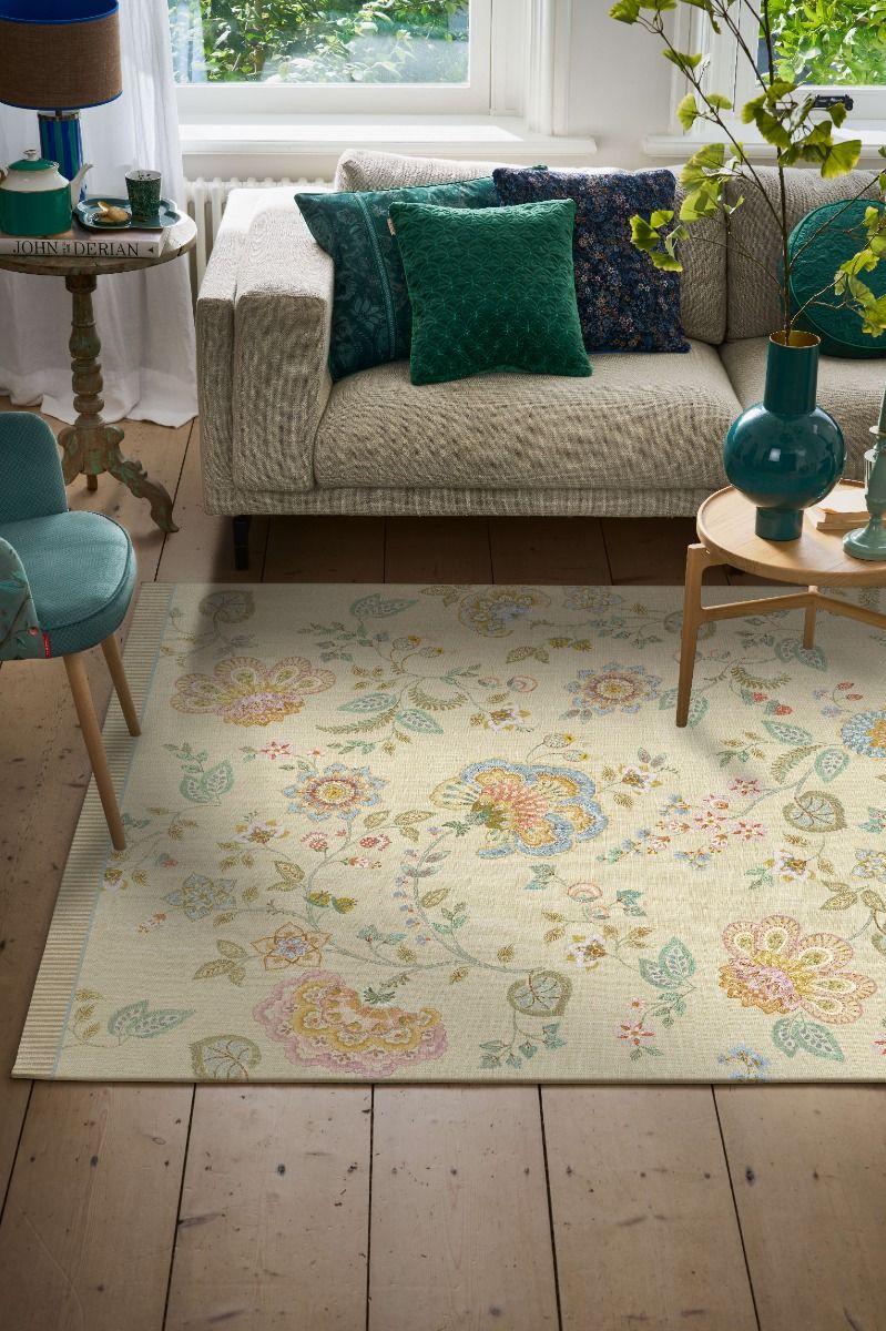 Carpet Buenas Tardes by Pip Off-white