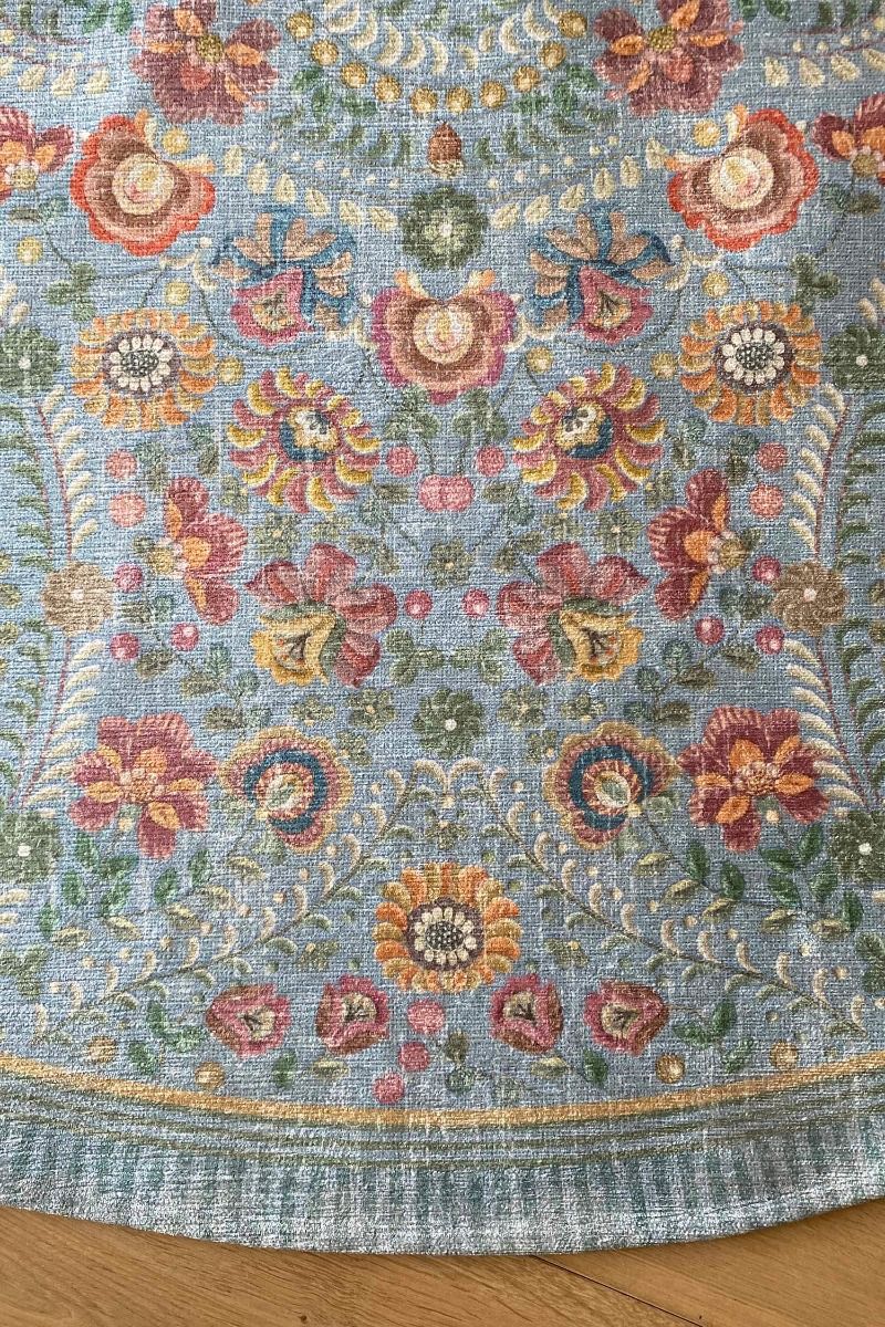 Tapis Rond Il Ricamo by Pip Bleu Clair