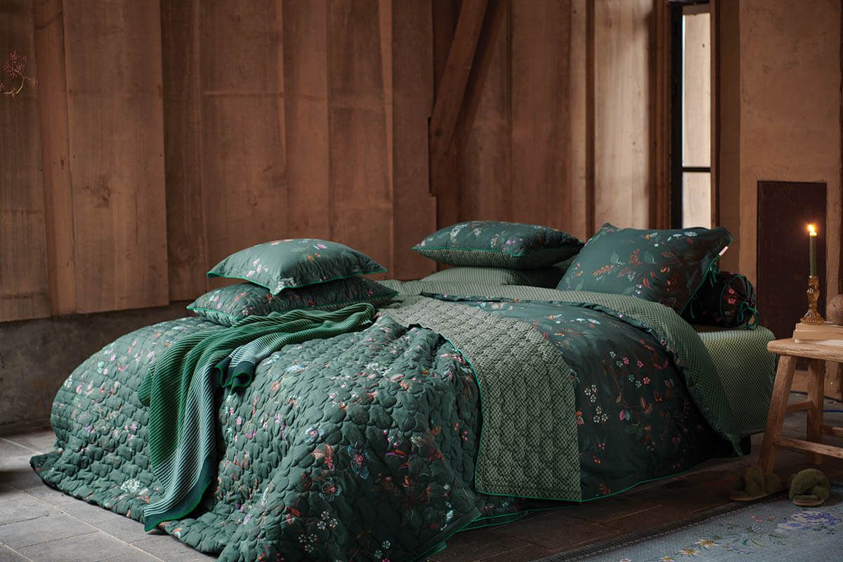 Rechteckige Zierkissen Quilted Kawai Flower Dunkelgrün