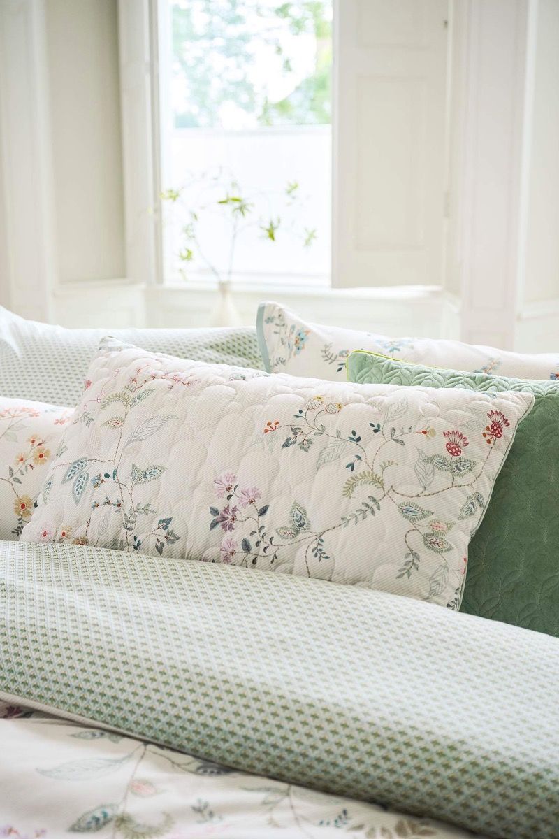 Quilted Zierkissen Kili Flower Weiss