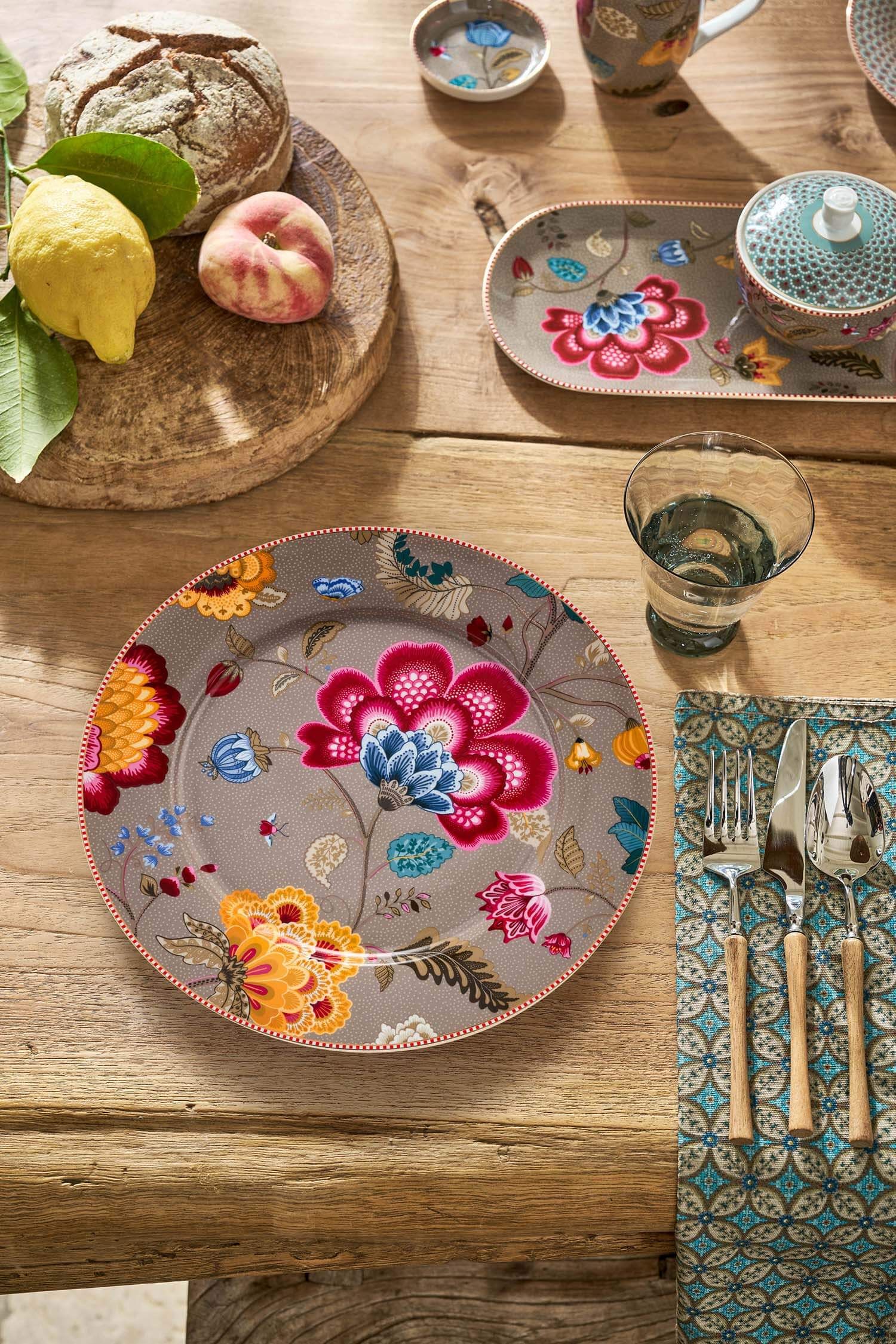 Onderbord Blooming Tales Fantasy Khaki 32cm