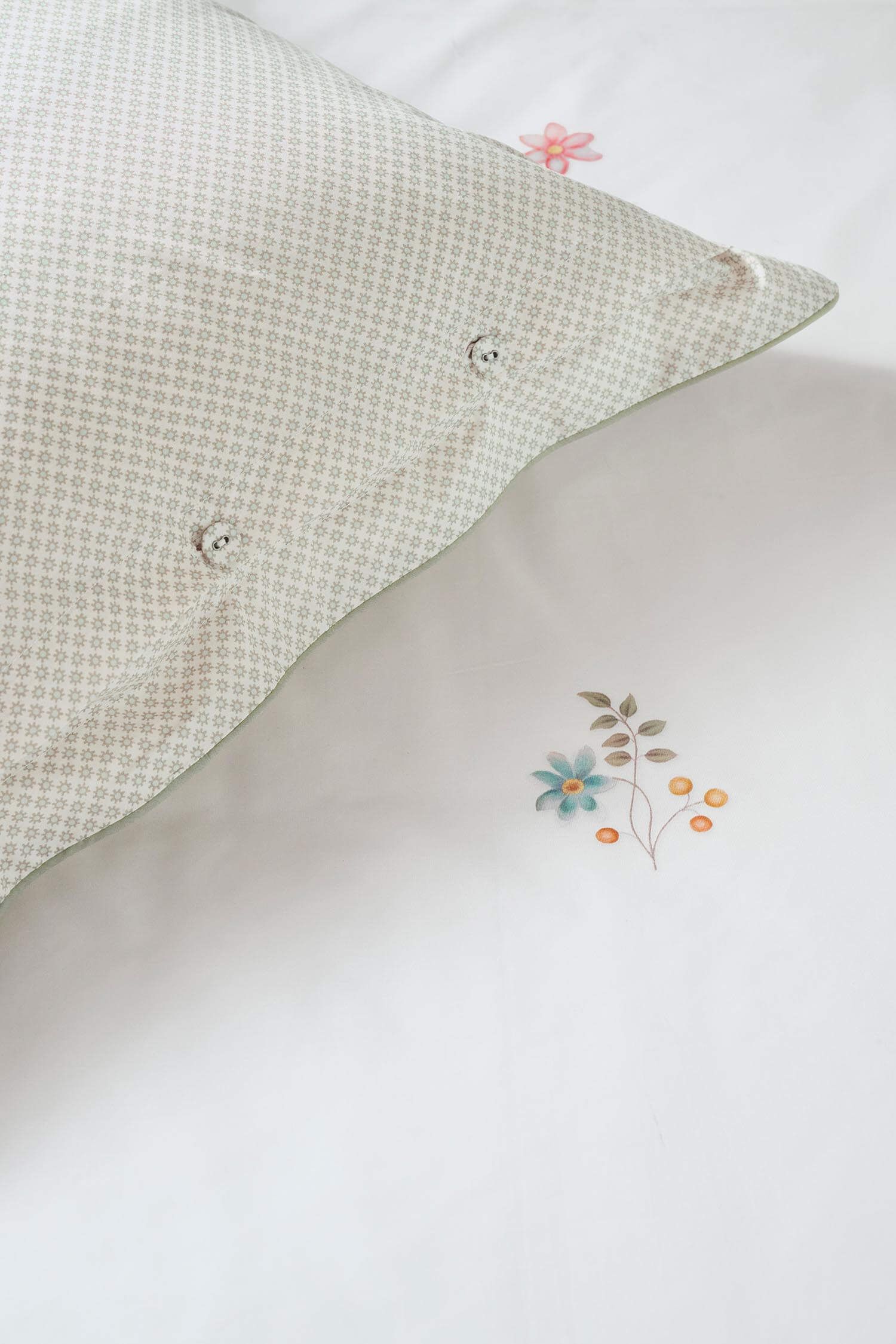 Dekbedovertrekset Mughal Flower Gebroken Wit