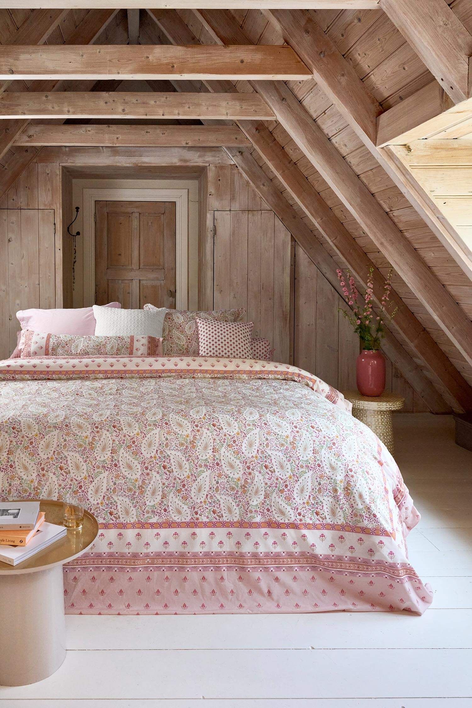 Coussin Kairi Bloom Rose Clair