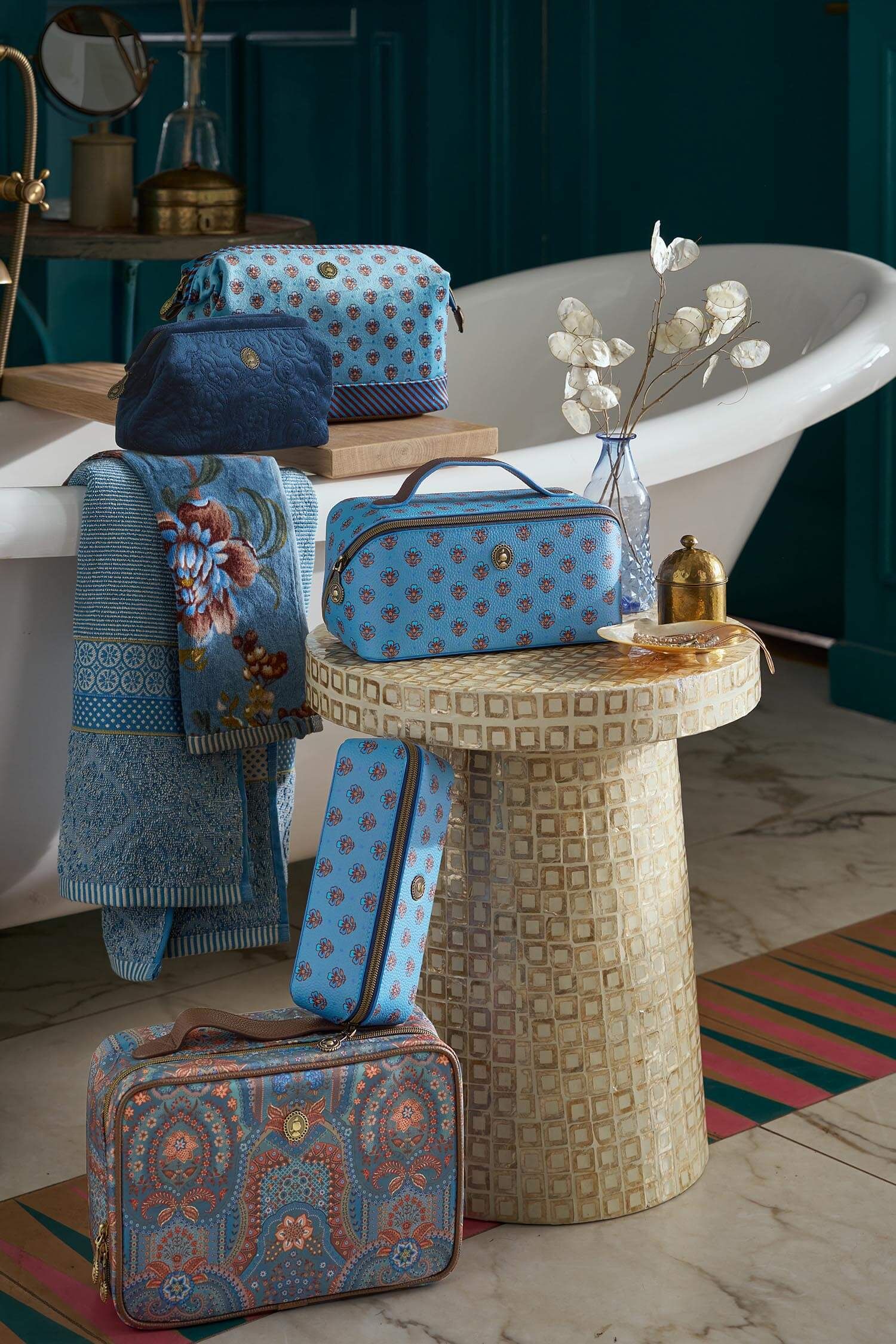 Necessaire Cyrille Mittelgroß Jaipur Flower Blau