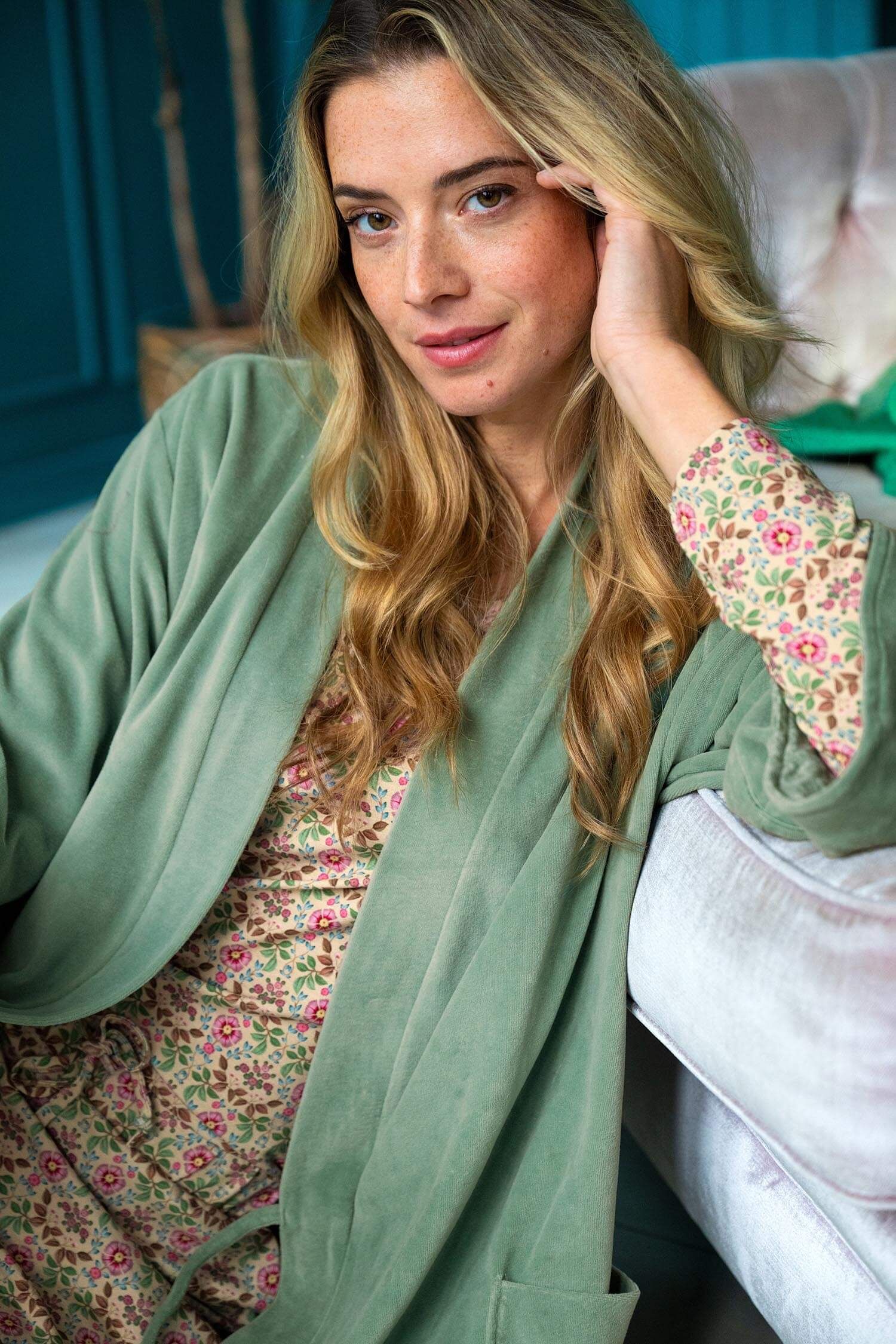 Naomi Kimono Velvet Groen
