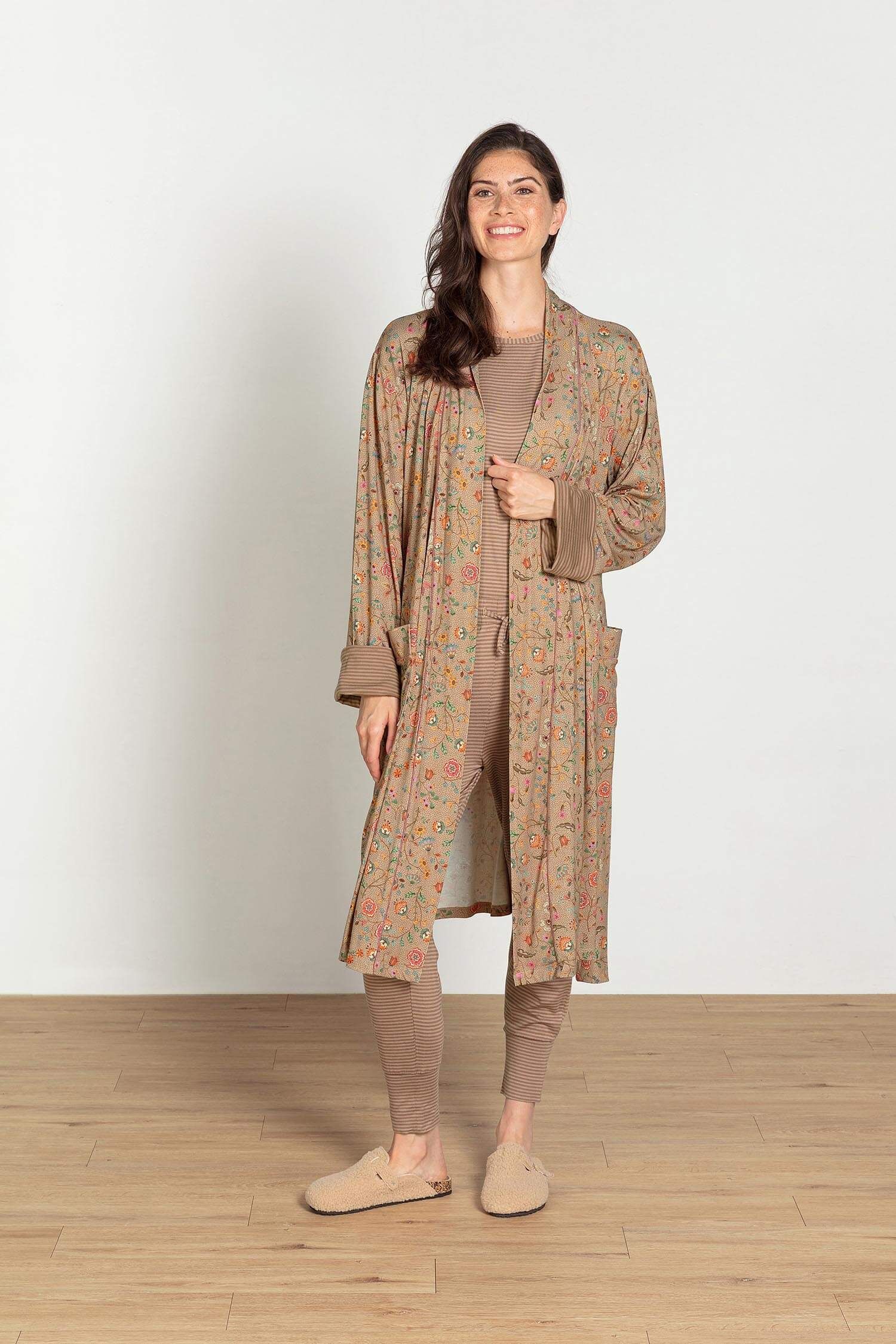 Nisha Kimono Flora Bangalore Sand