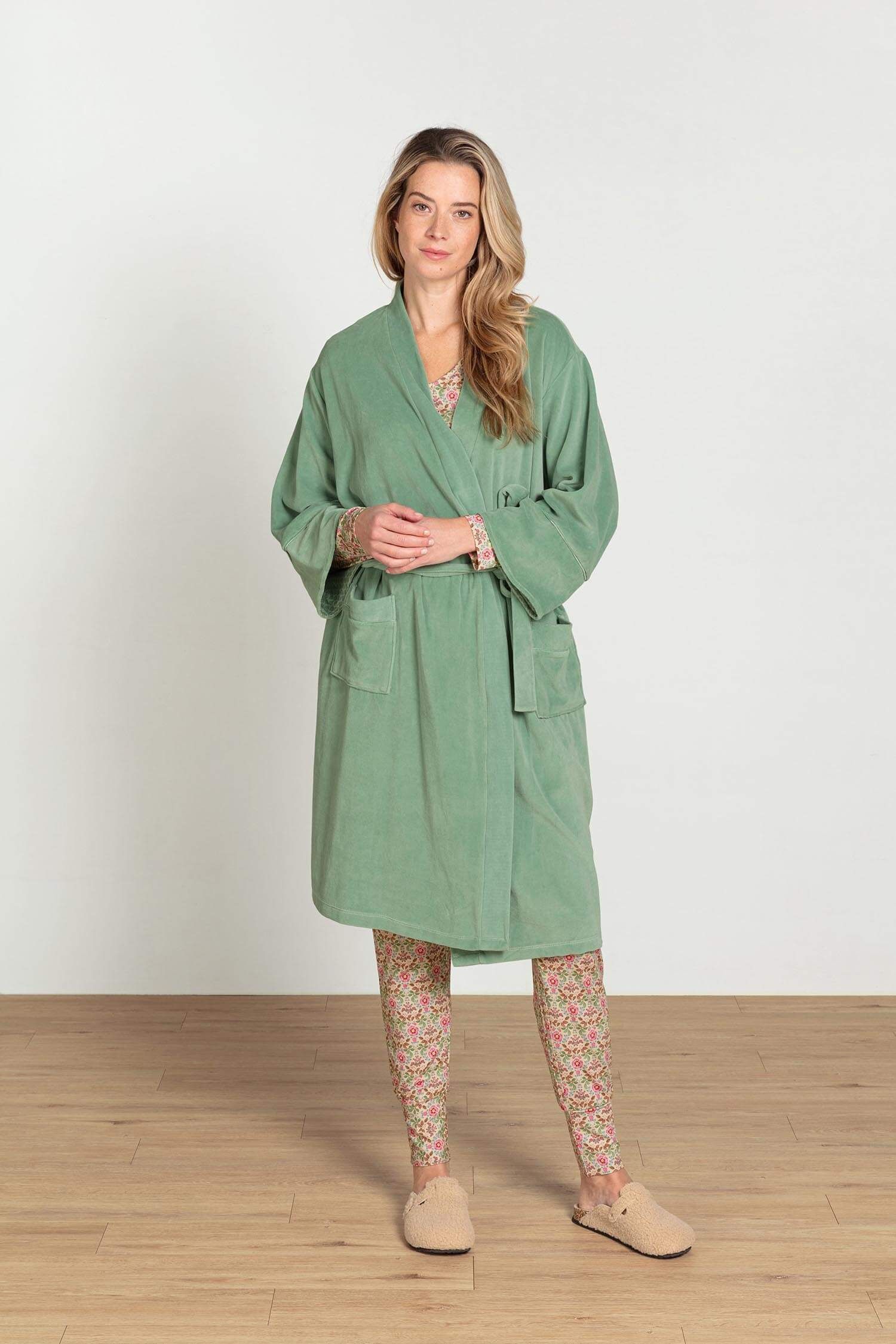 Naomi Kimono Velvet Groen