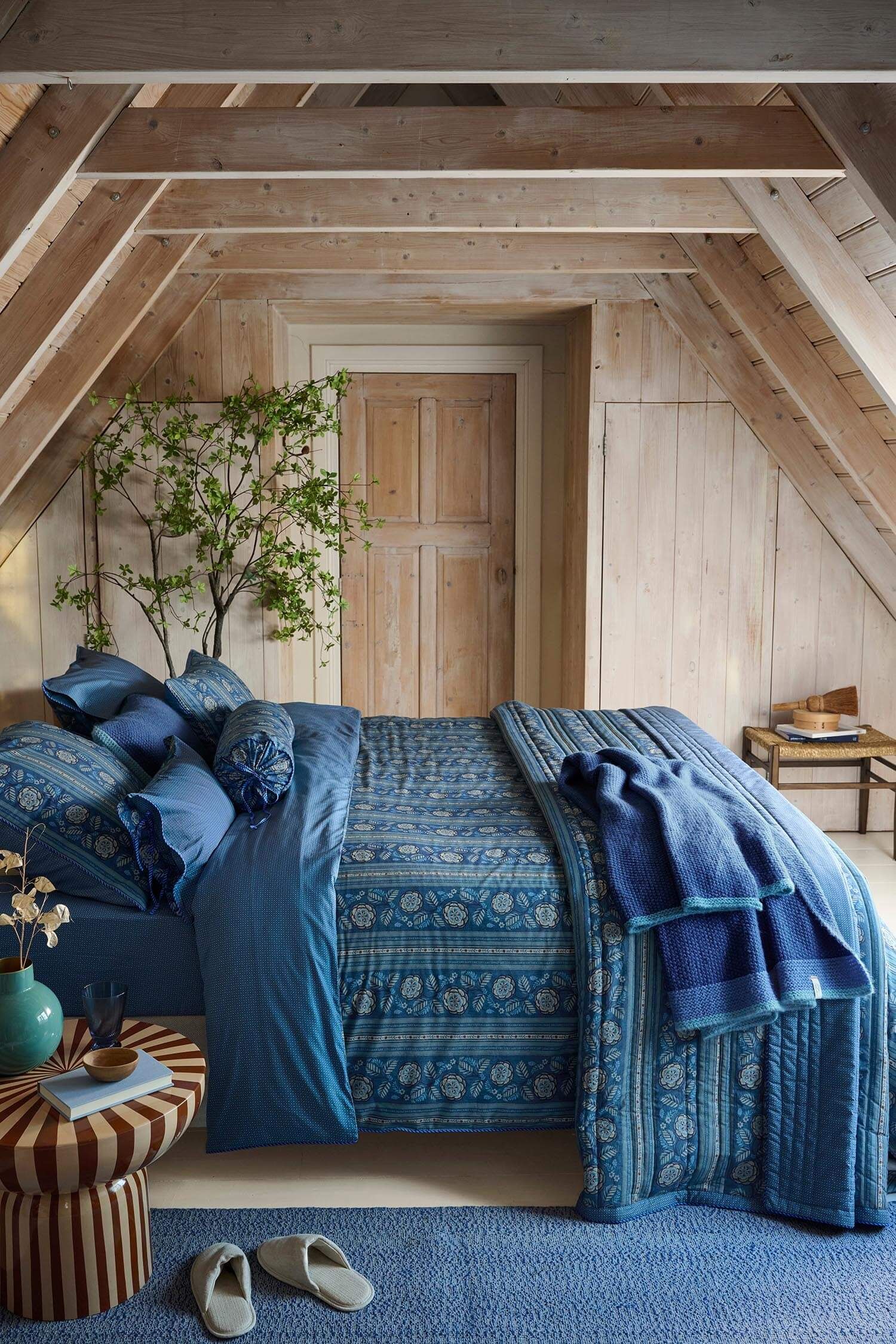 Quilt Rosa Rani Dark Blue