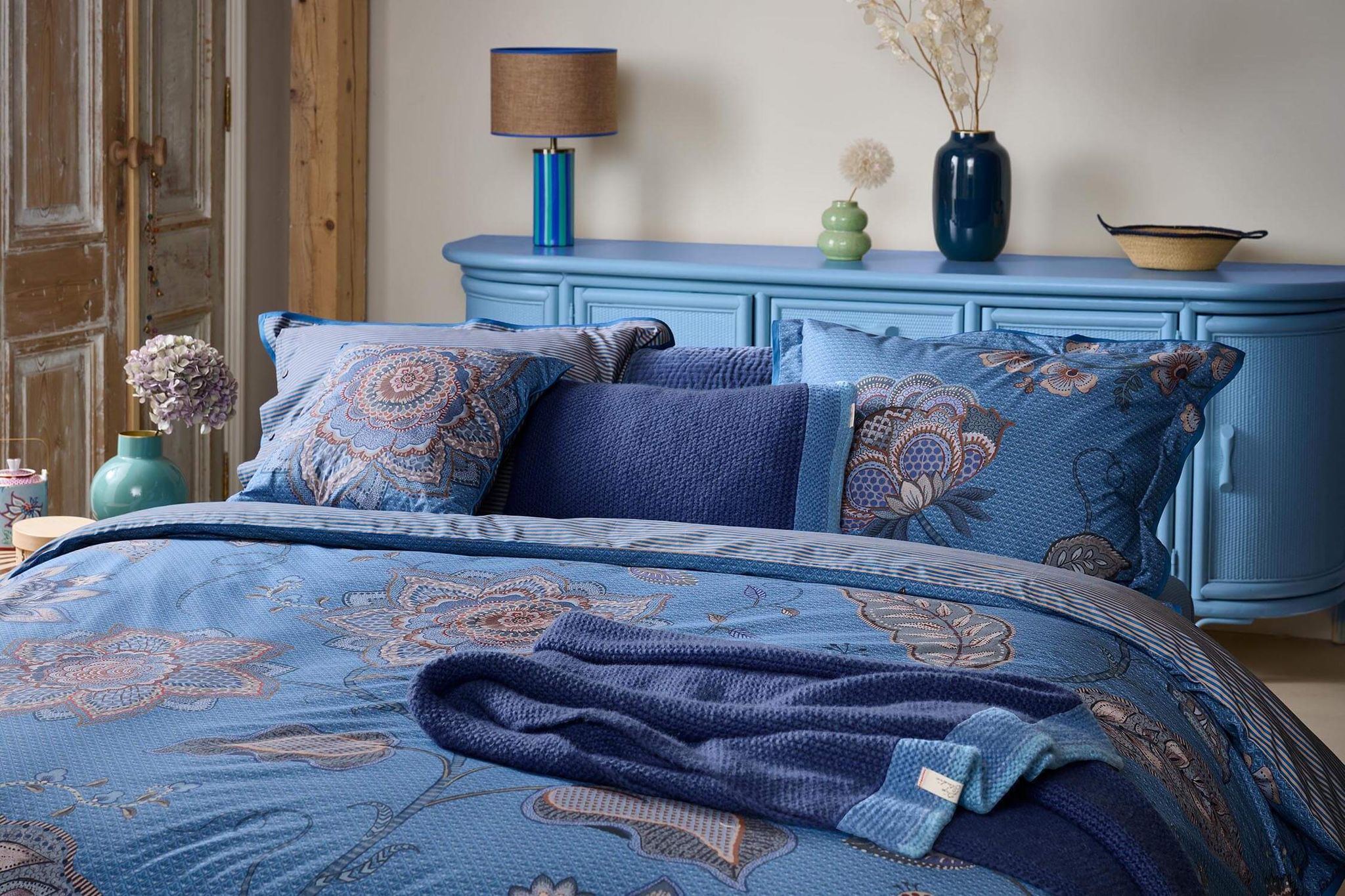 Throw Bonnuit Blue