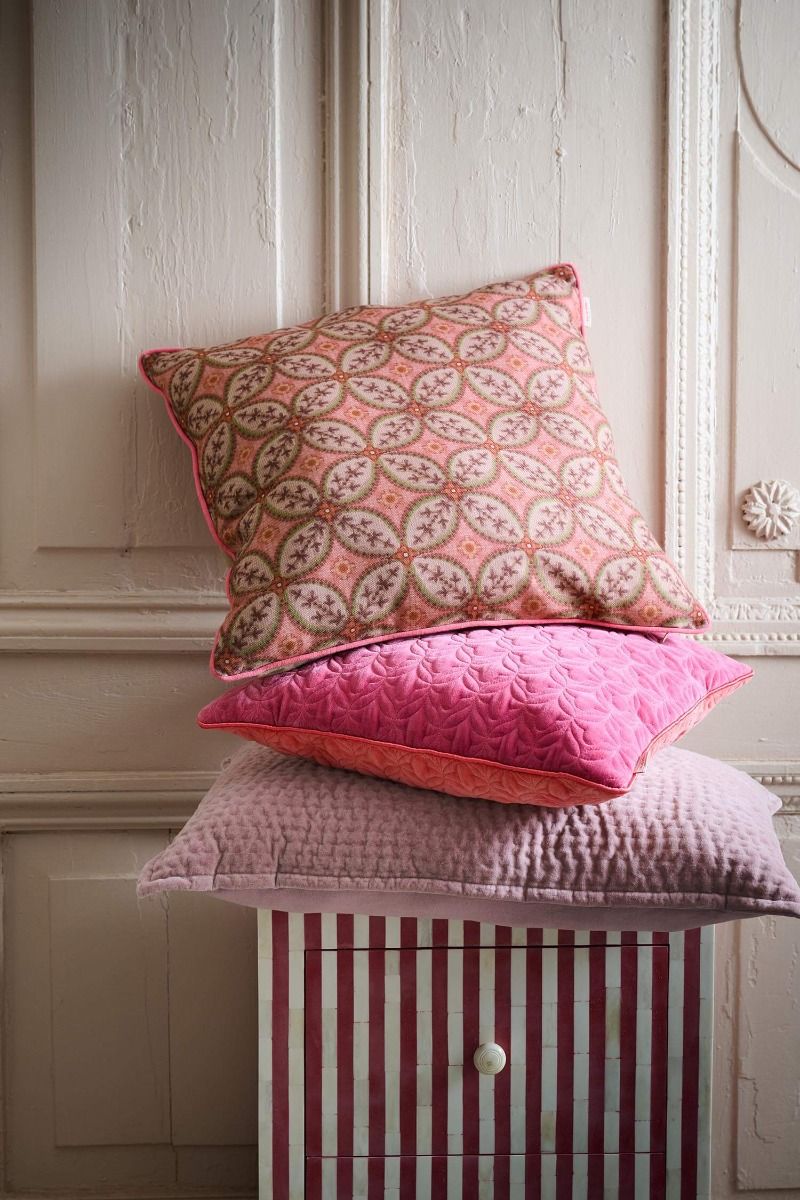 Cushion Nia Pink