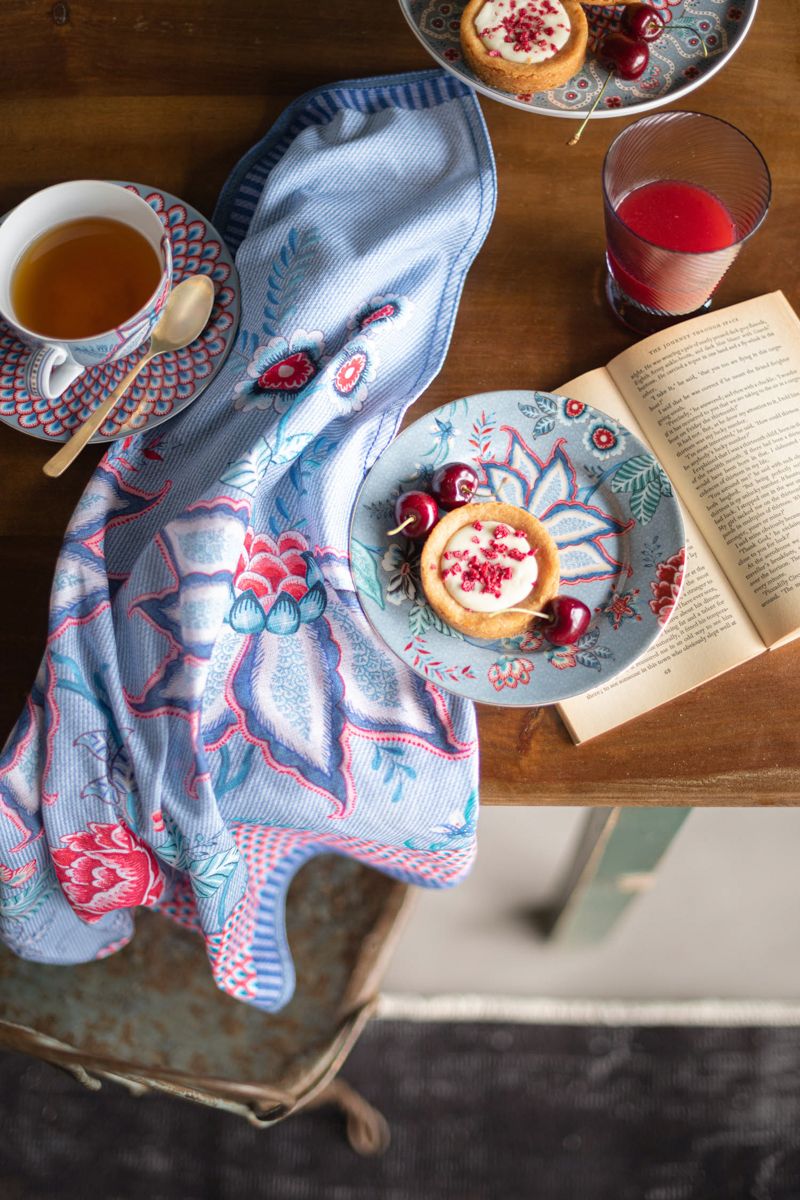 Flower Festival Cappuccino Tasse & Undertasse Hellblau