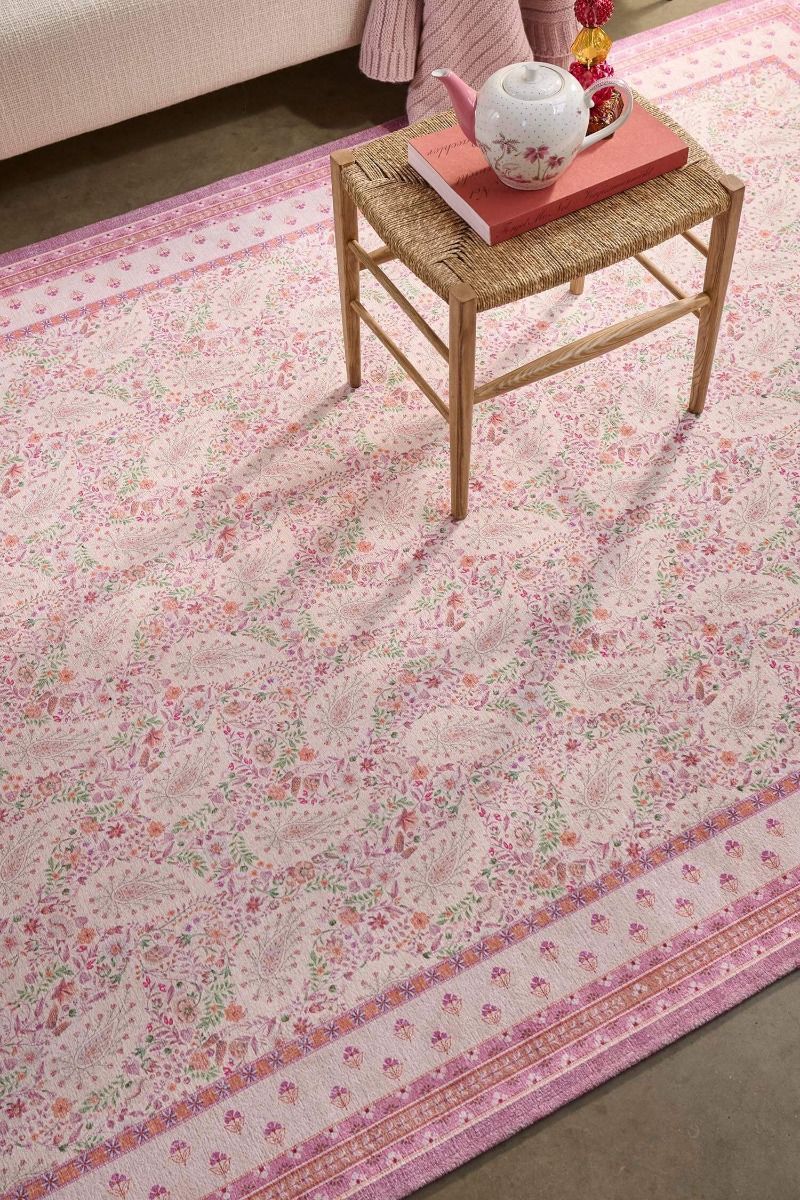 Tapis Kairi Bloom by Pip Pastel Rose