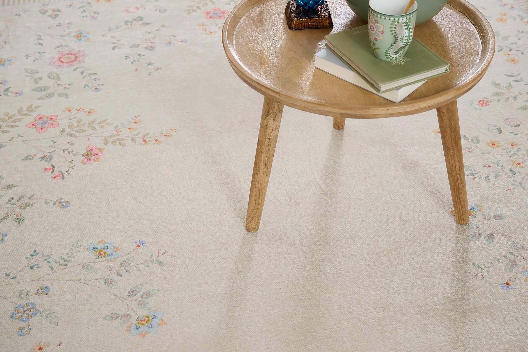 Tapis Campo de Flores by Pip Blanc Cassé
