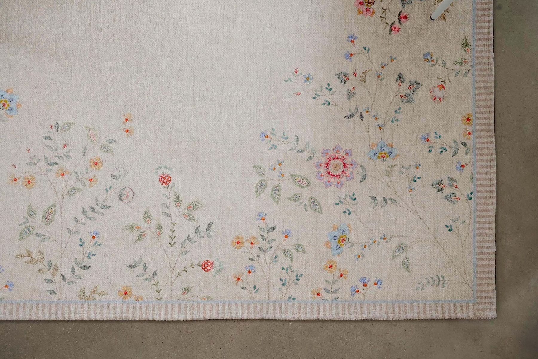Tapis Campo de Flores by Pip Blanc Cassé