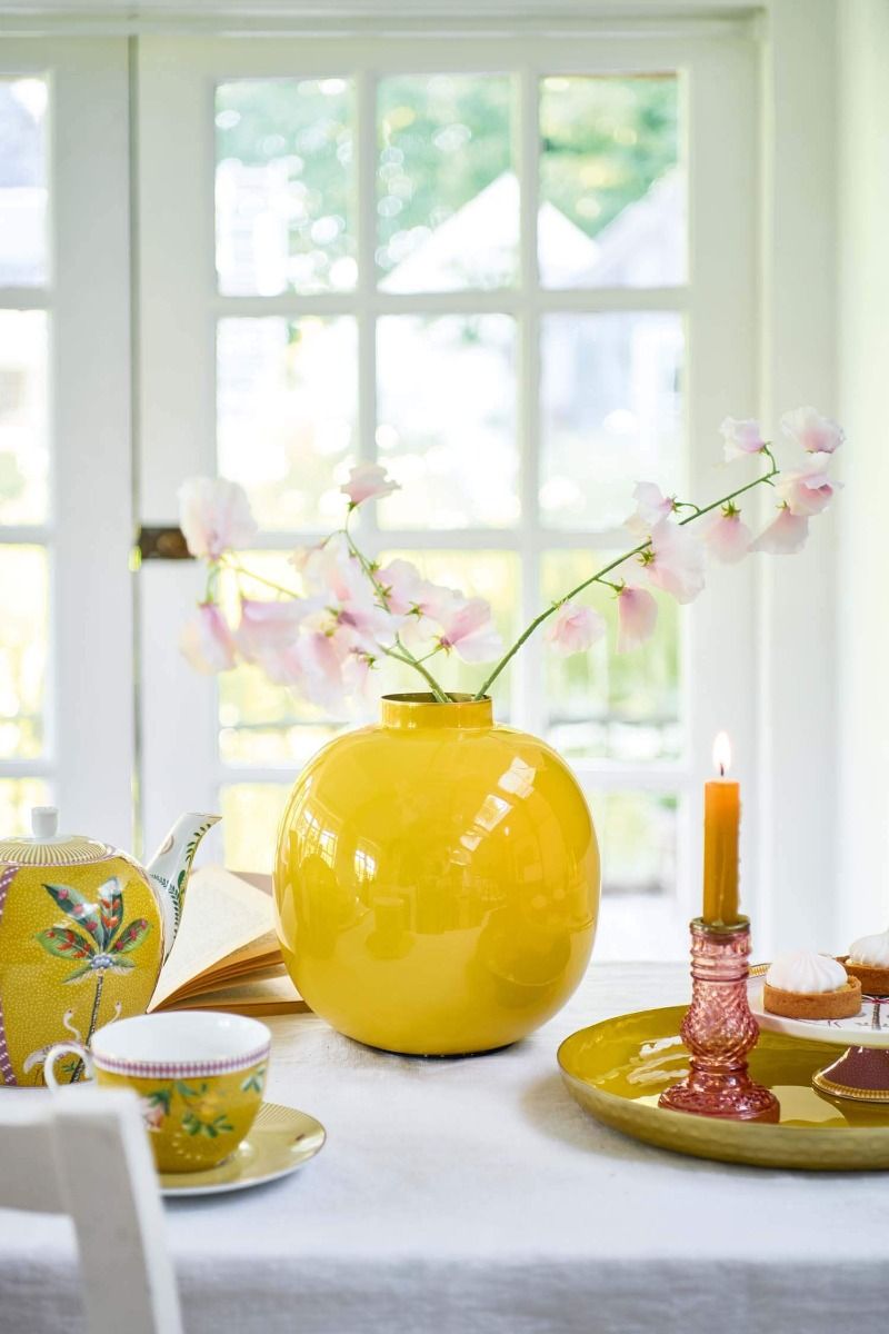 Metal Vase Yellow 23cm