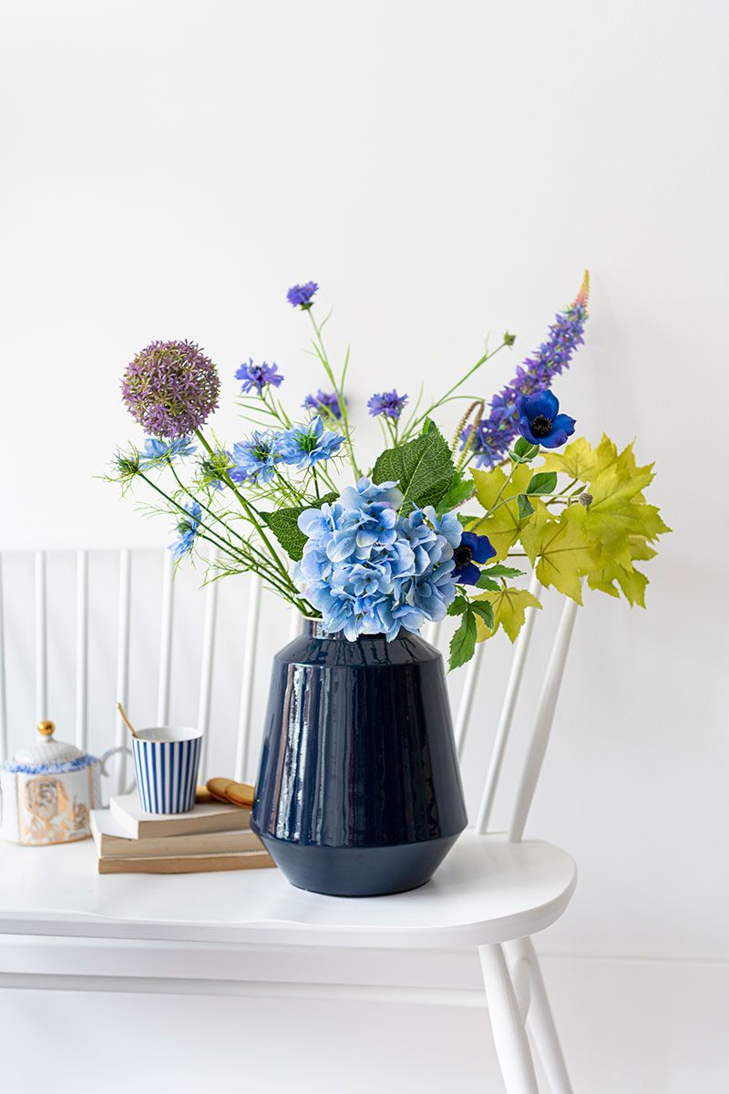 Metal Vase Blue 29 cm