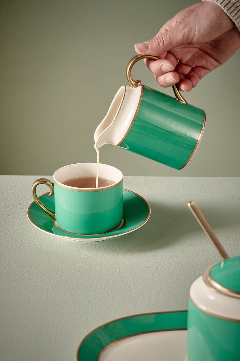 Pip Chique Cappuccino Cup & Saucer Green